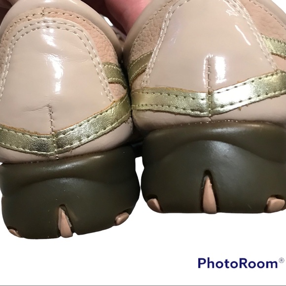 Aerosoles stitch N Turn leather wedge sneakers; EUC SEE DESCRIPTION/photos - Picture 4 of 9